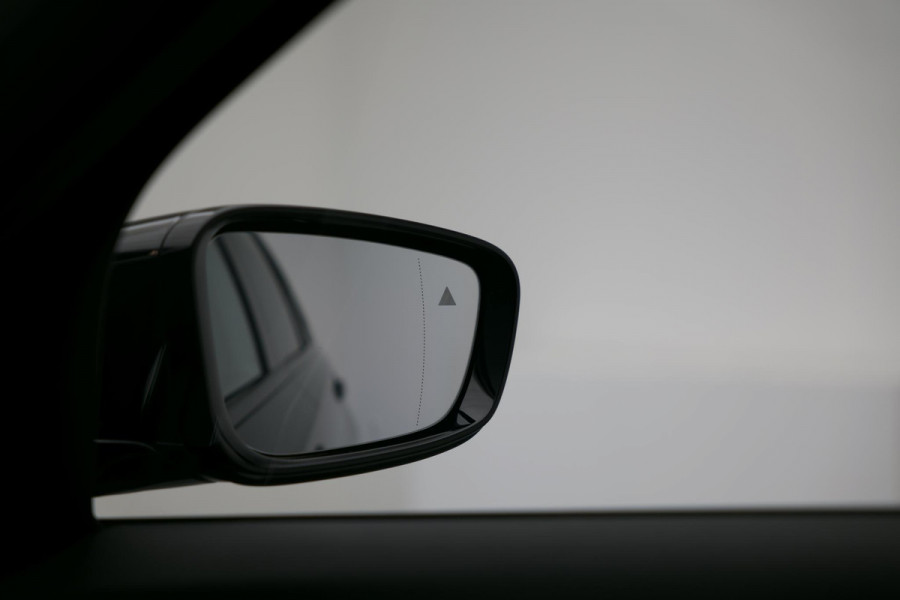 BMW 3 Serie Touring 320e Business Edition Plus |Pano|M-Pakket|Laser|Stuurverwarm.|