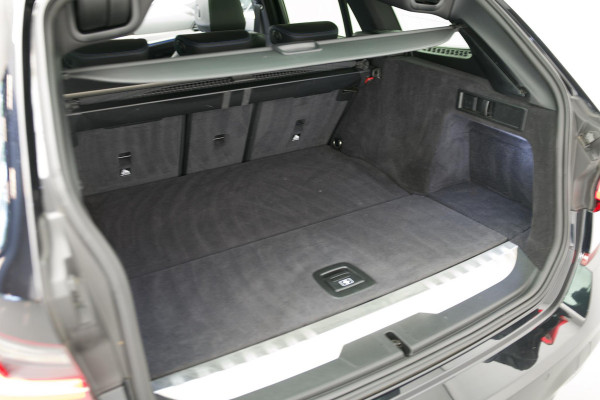 BMW 3 Serie Touring 320e Business Edition Plus |Pano|M-Pakket|Laser|Stuurverwarm.|