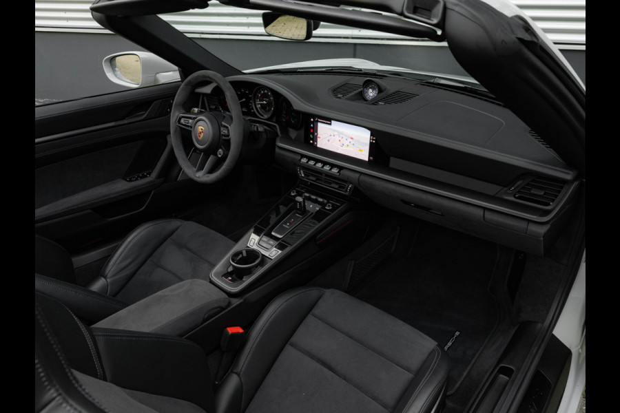 Porsche 911 Cabrio 3.0 Carrera GTS - Burmester Audio - Matrix LED - ACC