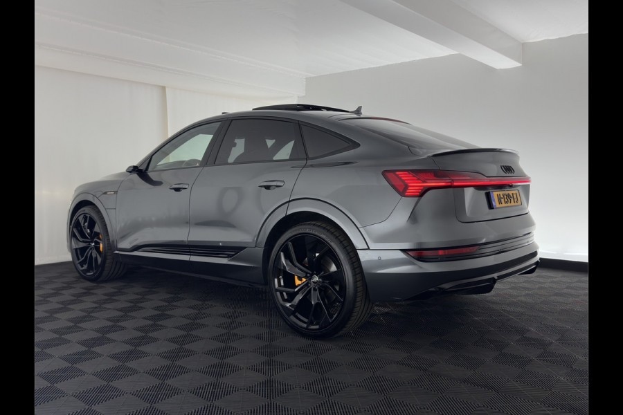 Audi e-tron Sportback 55 Quattro S-Line 95 kWh [ 3-Fase ] {SOH-92%} (INCL-BTW) *PANO | VIRTUAL-MIRRORS | AUDI-DESIGN-LEATHER | ADAPTIVE-CRUISE | TOP-VIEW |  BANG/OLUFSEN-SURROUND | MEMORY-PACK | KEYLESS | HEATED-SPORTSEATS | DIGI-COCKPIT | NAVI-FULLMAP | ...