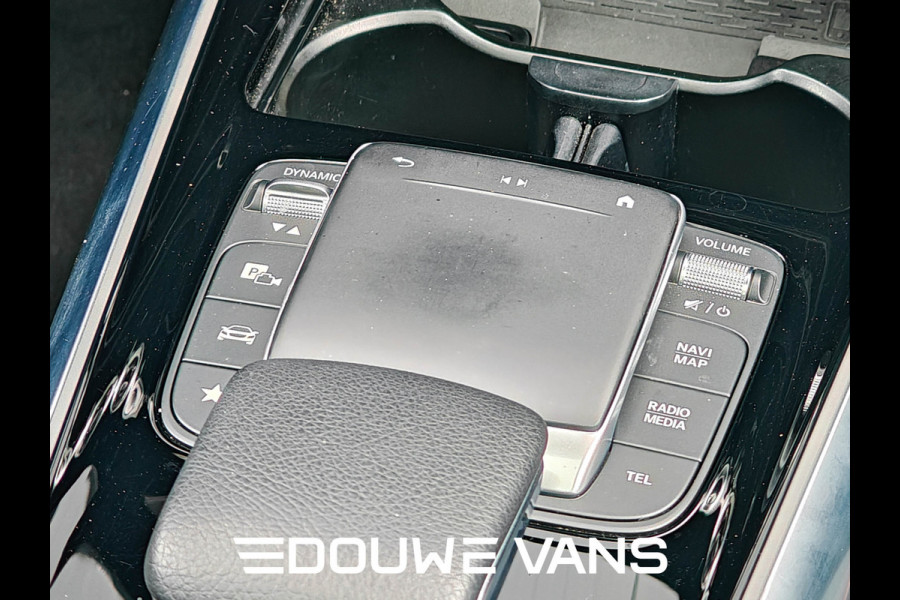 Mercedes-Benz GLA 250 4MATIC Panorama AMG Line DAB Unieke Auto! / officieel Mercedes-Benz garantie t/m 03-05-2026