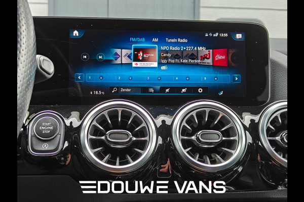 Mercedes-Benz GLA 250 4MATIC Panorama AMG Line DAB Unieke Auto! / officieel Mercedes-Benz garantie t/m 03-05-2026