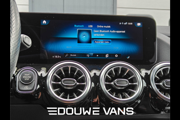 Mercedes-Benz GLA 250 4MATIC Panorama AMG Line DAB Unieke Auto! / officieel Mercedes-Benz garantie t/m 03-05-2026
