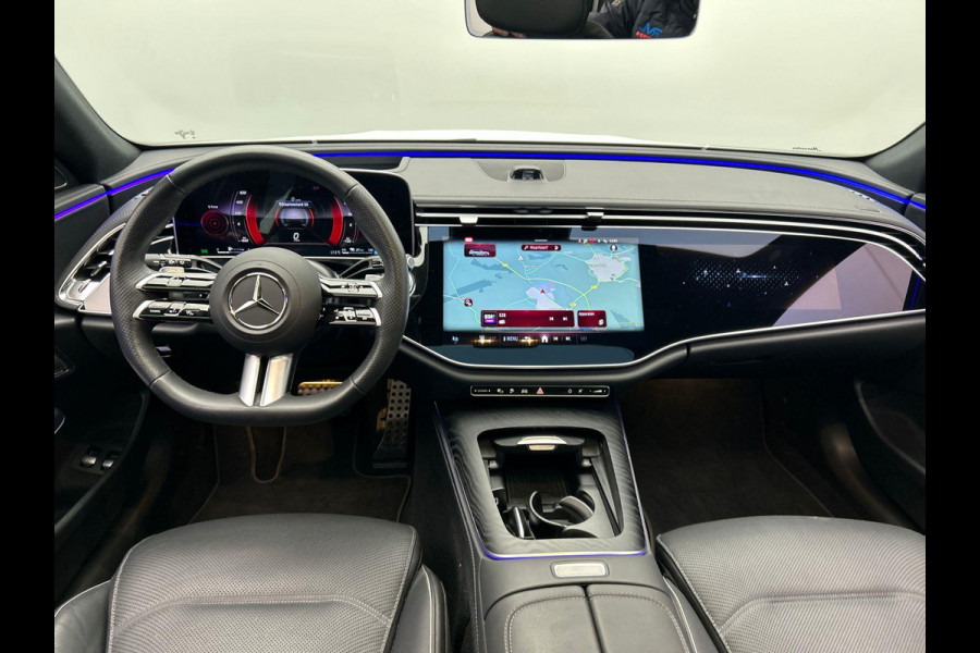 Mercedes-Benz E-Klasse Estate 300 e AMG Line * 3x 3D Display* Pano dak 360 Head up