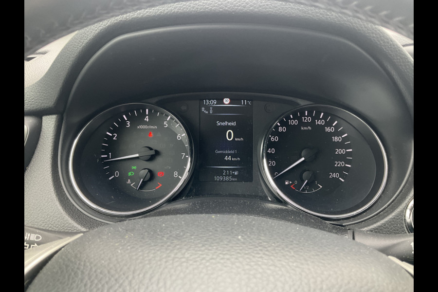 Nissan QASHQAI 1.2 Tekna Navi Cam Bull/Side Bars Trekhaak Uitstraling