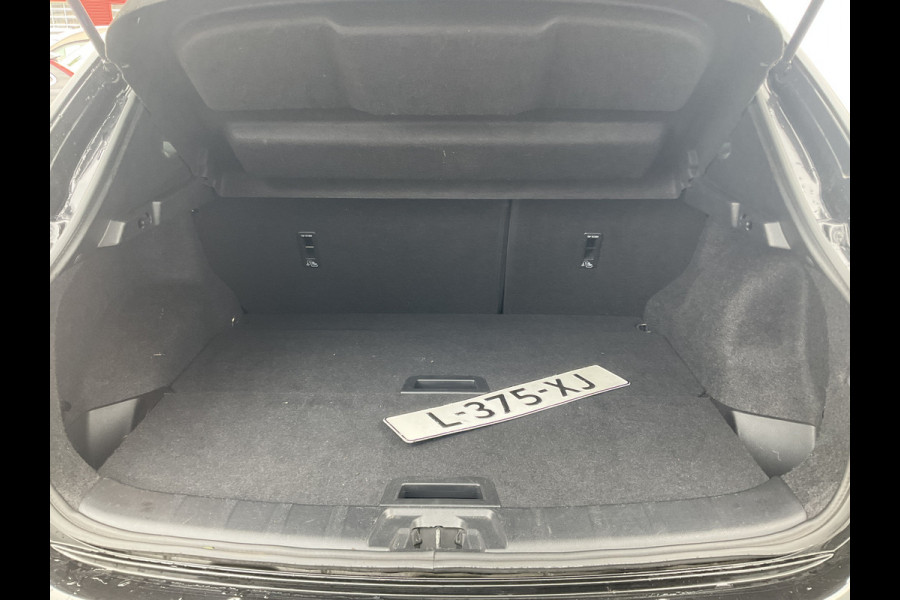 Nissan QASHQAI 1.2 Tekna Navi Cam Bull/Side Bars Trekhaak Uitstraling
