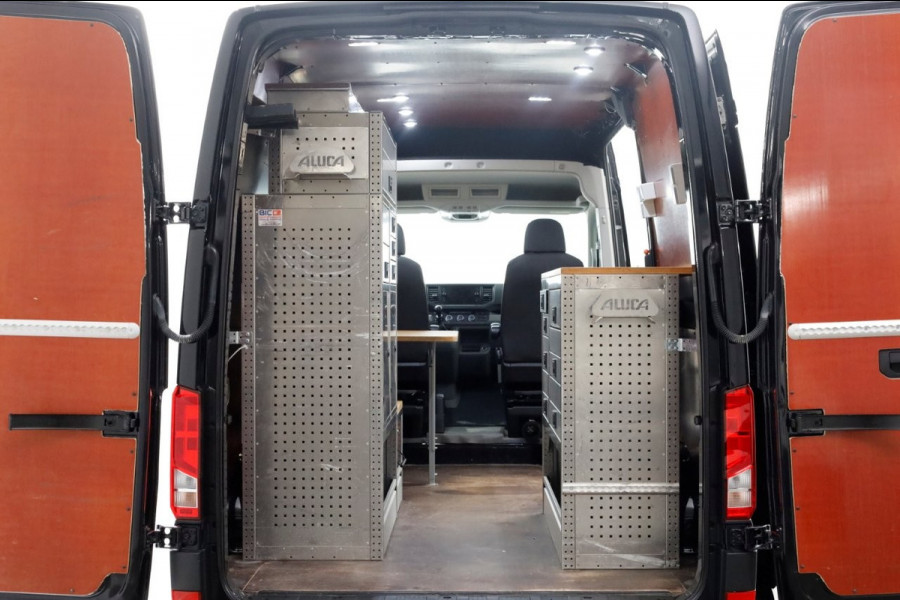 Volkswagen Crafter 35 2.0 TDI 140pk L3H3 (L2H2) Comfortline Camera/230V/Draaistoelen 11-2020