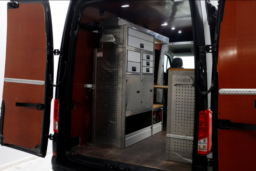 Volkswagen Crafter 35 2.0 TDI 140pk L3H3 (L2H2) Comfortline Camera/230V/Draaistoelen 11-2020