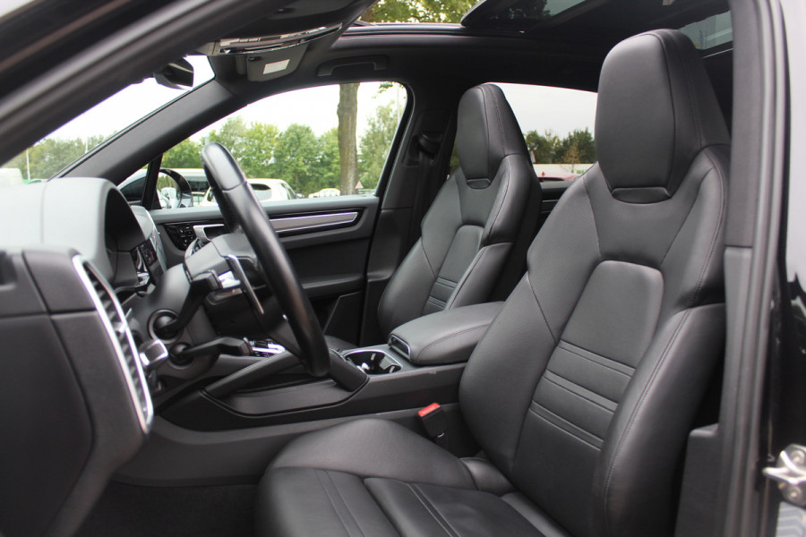 Porsche Cayenne 2.9 S 76.749 km! / Panoramadak / Camera / Luchtvering / 22'' / Nachtzicht / Sportdesign / Memory seats / Stoelventilatie 4x / Stoelverwarming 4x