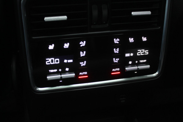 Porsche Cayenne 2.9 S 76.749 km! / Panoramadak / Camera / Luchtvering / 22'' / Nachtzicht / Sportdesign / Memory seats / Stoelventilatie 4x / Stoelverwarming 4x