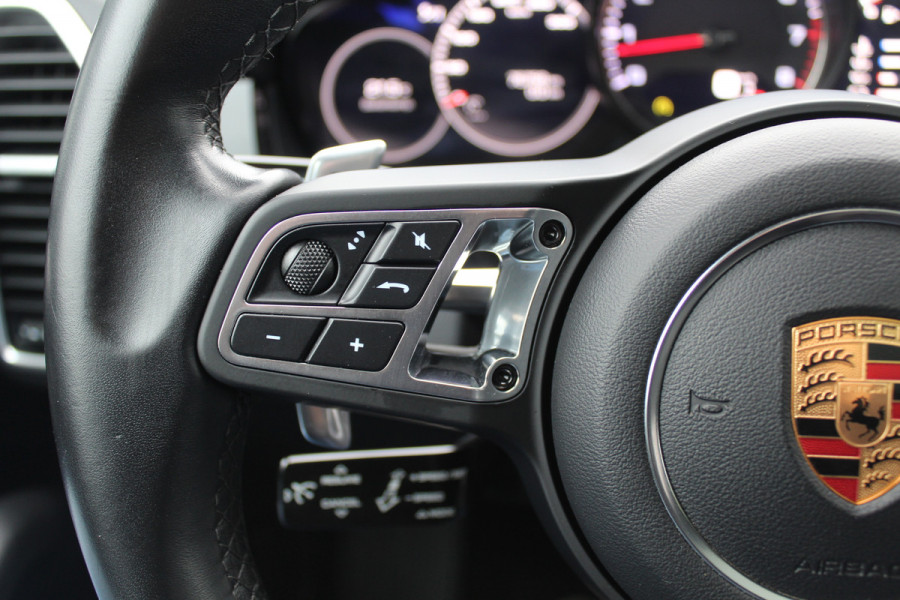 Porsche Cayenne 2.9 S 76.749 km! / Panoramadak / Camera / Luchtvering / 22'' / Nachtzicht / Sportdesign / Memory seats / Stoelventilatie 4x / Stoelverwarming 4x