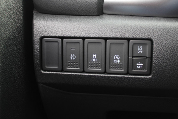 Suzuki Vitara 1.4 Boosterjet Select Smart Hybrid / Trekhaak / Camera / Navigatie / 17'' / DAB / Stoelverwarming / Getint glas / Cruise Control