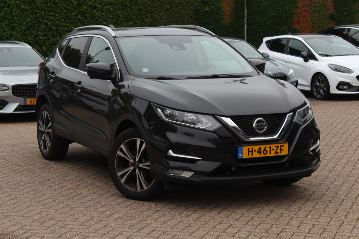Nissan QASHQAI 1.3 DIG-T N-Connecta / Panoramadak / 360Camera / Navigatie / 17'' / Keyless / DAB / Cruise Control Nissan QASHQAI 1.3 DIG-T N-Connecta / Panoramadak / 360Camera / Navigatie / 17'' / Keyless / DAB / Cruise Control