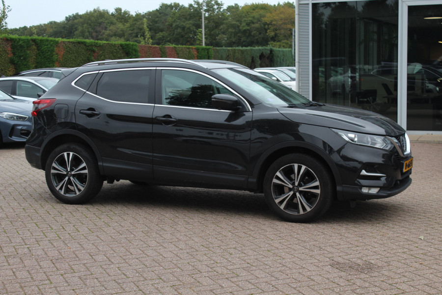 Nissan QASHQAI 1.3 DIG-T N-Connecta / Panoramadak / 360Camera / Navigatie / 17'' / Keyless / DAB / Cruise Control