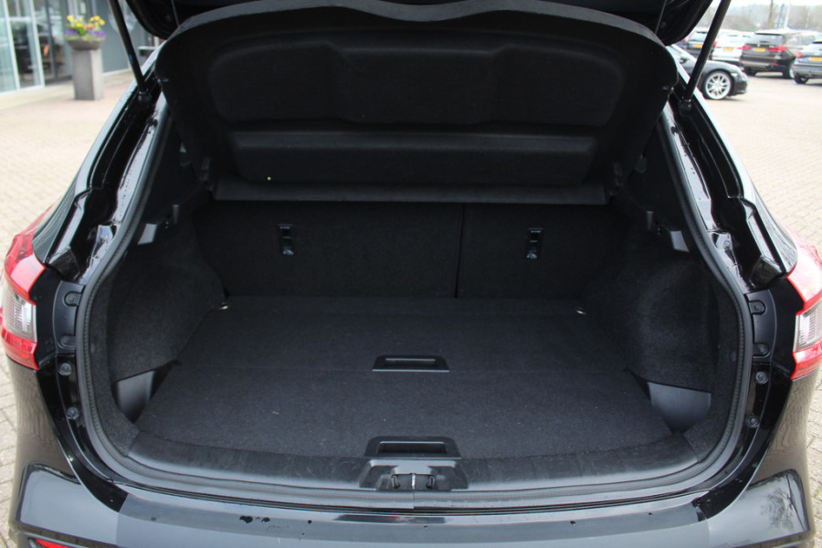 Nissan QASHQAI 1.3 DIG-T N-Connecta / Panoramadak / 360Camera / Navigatie / 17'' / Keyless / DAB / Cruise Control