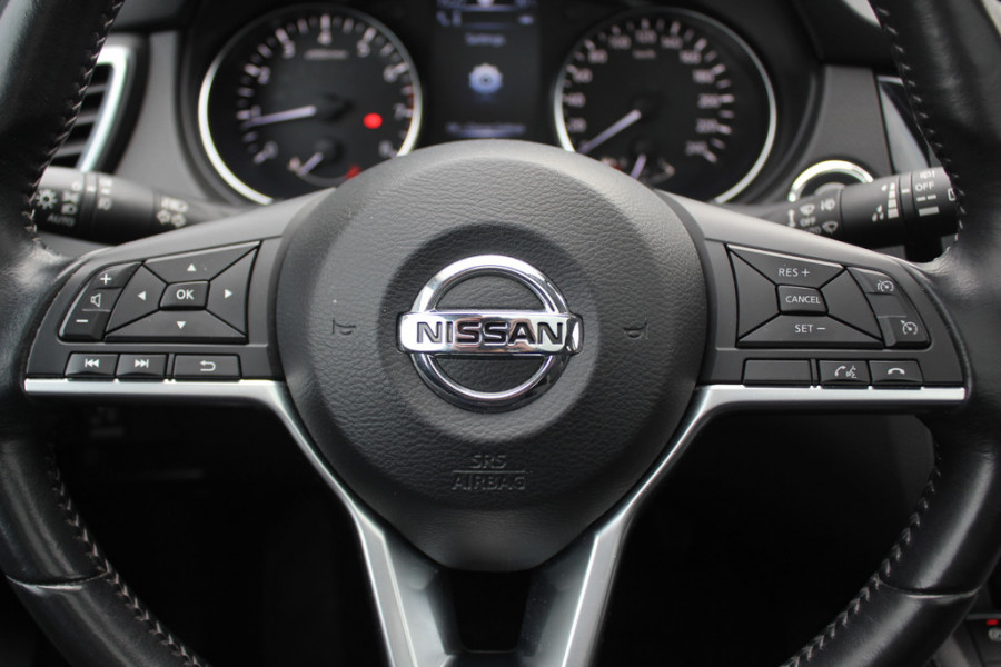 Nissan QASHQAI 1.3 DIG-T N-Connecta / Panoramadak / 360Camera / Navigatie / 17'' / Keyless / DAB / Cruise Control