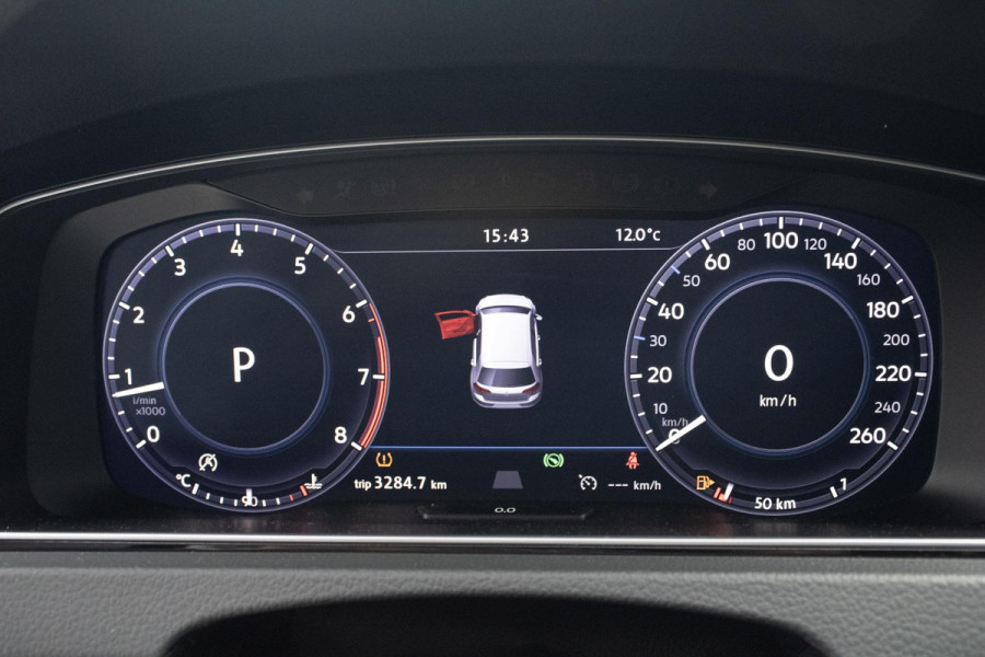 Volkswagen Golf 1.4 TSI Highl Busi | ACC | Camera | Stoel VW | Carplay