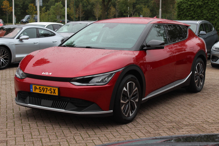 Kia Ev6 Air 58 kWh / SoH 95.9% / Camera / Navigatie / Keyless / 19'' / DAB  / Stuur+Stoelverwarming / Dodehoek / ACC