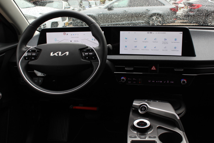 Kia Ev6 Air 58 kWh / SoH 95.9% / Camera / Navigatie / Keyless / 19'' / DAB  / Stuur+Stoelverwarming / Dodehoek / ACC