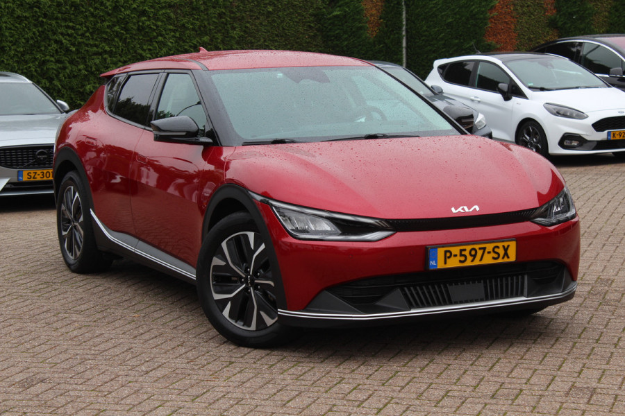Kia Ev6 Air 58 kWh / SoH 95.9% / Camera / Navigatie / Keyless / 19'' / DAB  / Stuur+Stoelverwarming / Dodehoek / ACC