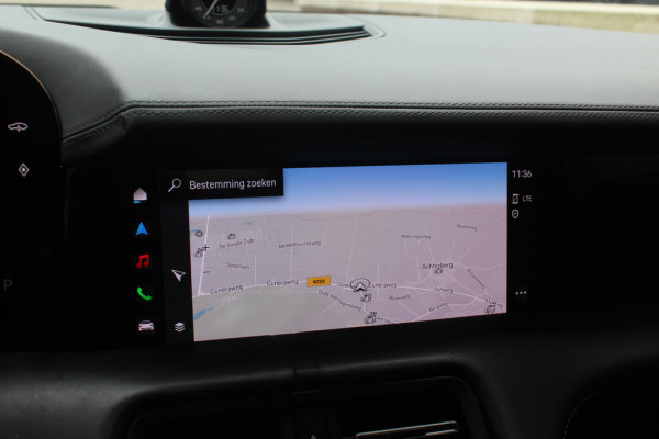 Porsche Taycan Performance 84 kWh / SoH 94.5% / Panoramadak / 360Camera / Adaptieve stoelen / Sportchrono / 20'' / Bose / Keyless / Dodehoek / Navigatie / Stoelverwarming / Cruise Control