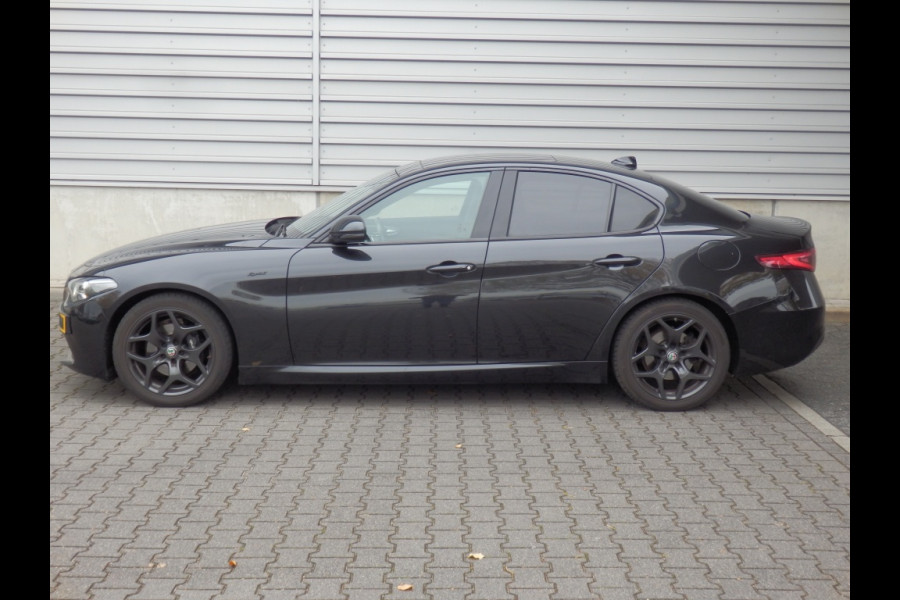 Alfa Romeo Giulia 2.2 Sprint I Automaat I 240 pk* I Schuif/kantel dak I Adp. crui