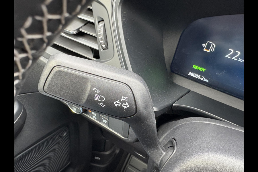 Ford Kuga 2.5 FHEV Active X Zuid |190pk | Driver Assistance Pack | Technology Pack | Winterpack | Panoramadak | All Weather Banden | Geen stekker nodig