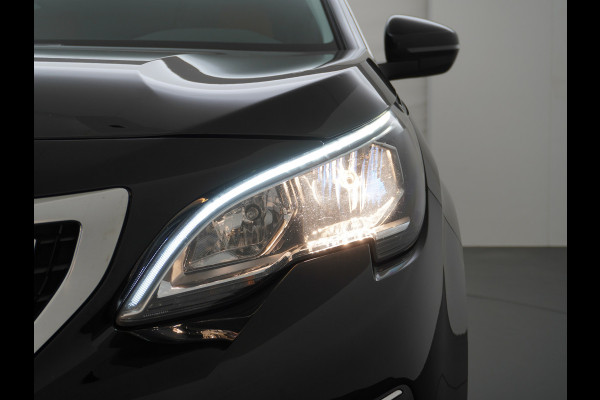 Peugeot 3008 1.2T 131PK Automaat Leder Apple Carplay Android Auto Navi Ecc Cruise Control Pdc Wifi PureTech Led Lmv Privacy Glas Connected Apps 1e Eigenaar Origineel Nederlandse Auto