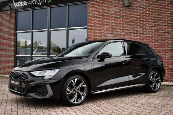 Audi A3 Sportback 40 TFSI e S-Line Pano ACC S-zetels 18inch