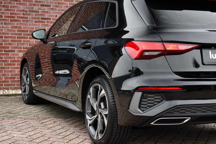 Audi A3 Sportback 40 TFSI e S-Line Pano ACC S-zetels 18inch