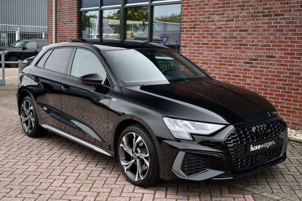 Audi A3 Sportback 40 TFSI e S-Line Pano ACC S-zetels 18inch