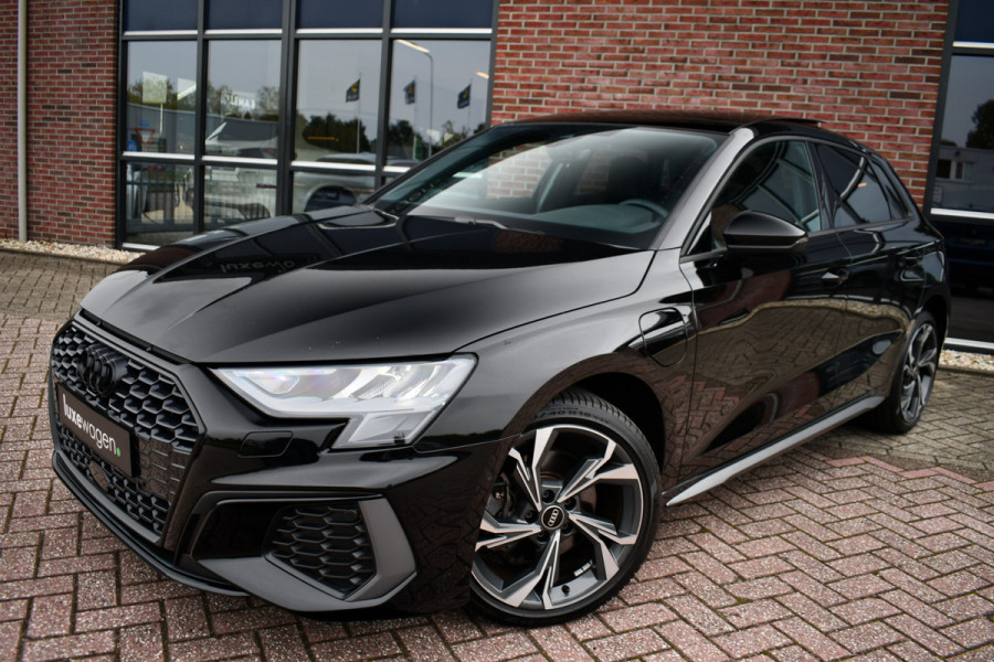 Audi A3 Sportback 40 TFSI e S-Line Pano ACC S-zetels 18inch