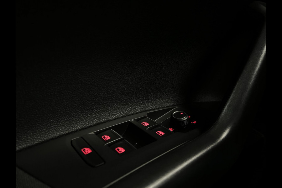 Volkswagen Polo 1.0 TSI Highline United | Carplay | Camera |