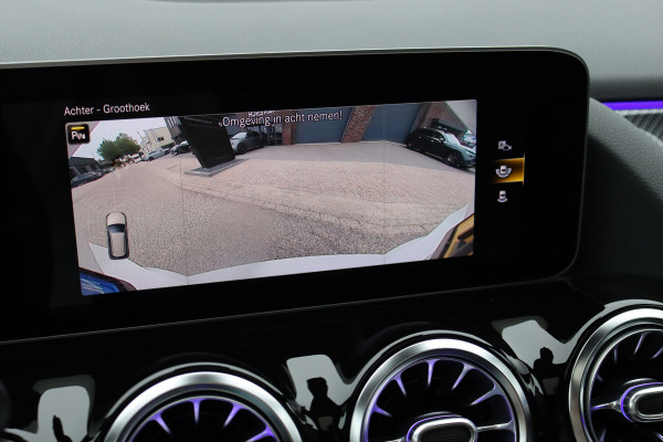 Mercedes-Benz B-Klasse 220 AMG Line Premium+ | Panoramadak | Augmented Reality | Advanced Sound System | Keyless Go | Cruise Control | Stoelverwarming | Dodehoekassistent | Nightpakket |