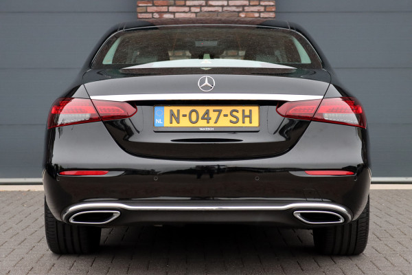 Mercedes-Benz E-Klasse 220 d Avantgarde | Distronic+ | Trekhaak | Camera | Rijassistentiepakket | High Perf. LED | Sfeerverlichting | Stoelverwarming |