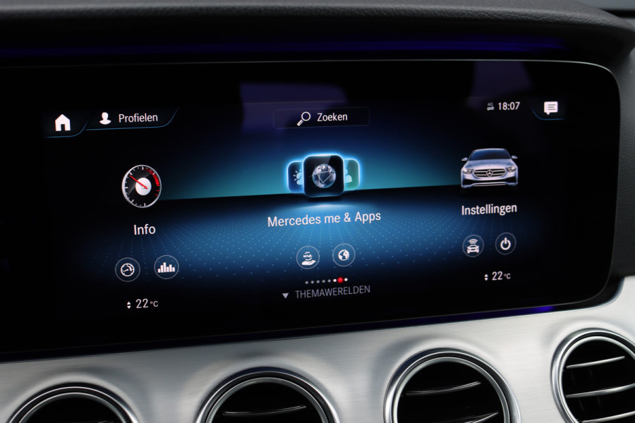 Mercedes-Benz E-Klasse 220 d Avantgarde | Distronic+ | Trekhaak | Camera | Rijassistentiepakket | High Perf. LED | Sfeerverlichting | Stoelverwarming |