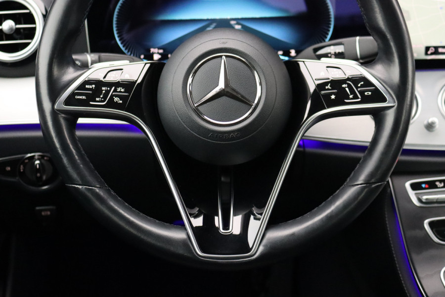 Mercedes-Benz E-Klasse 220 d Avantgarde | Distronic+ | Trekhaak | Camera | Rijassistentiepakket | High Perf. LED | Sfeerverlichting | Stoelverwarming |