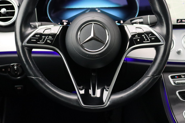 Mercedes-Benz E-Klasse 220 d Avantgarde | Distronic+ | Trekhaak | Camera | Rijassistentiepakket | High Perf. LED | Sfeerverlichting | Stoelverwarming |