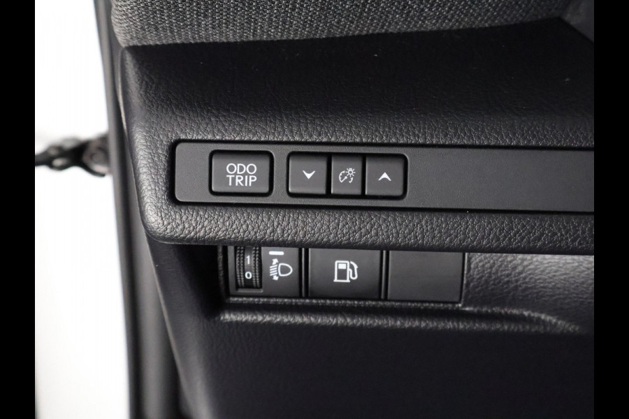 Lexus LBX Business Line Bi-Tone 2WD | Dodehoek detectie | Stuur- & Stoelverwarming | Navigatie | Parkeersensoren Lexus LBX Business Line Bi-Tone 2WD | Dodehoek detectie | Stuur- & Stoelverwarming | Navigatie | Parkeersensoren