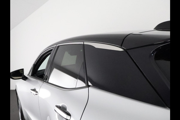 Lexus LBX Business Line Bi-Tone 2WD | Dodehoek detectie | Stuur- & Stoelverwarming | Navigatie | Parkeersensoren Lexus LBX Business Line Bi-Tone 2WD | Dodehoek detectie | Stuur- & Stoelverwarming | Navigatie | Parkeersensoren