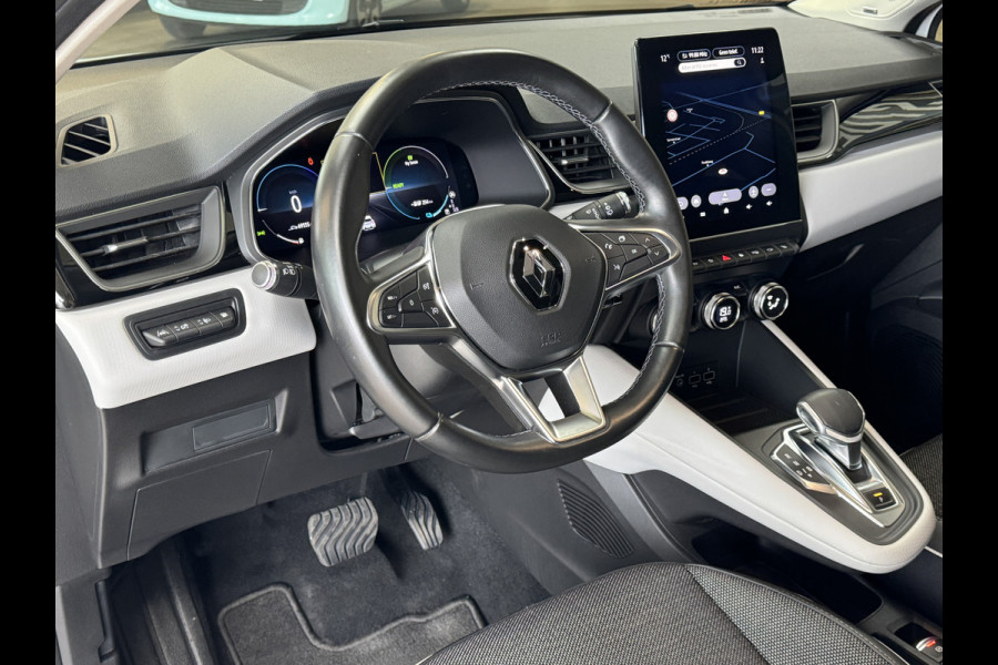 Renault Captur 1.6 E-Tech Plug-in Hybrid 160pk Edition One Groot 9,3 inch Navi, 18 inch, Bose, 360 camera, stoelverwarming, 100% dealer onderhouden!