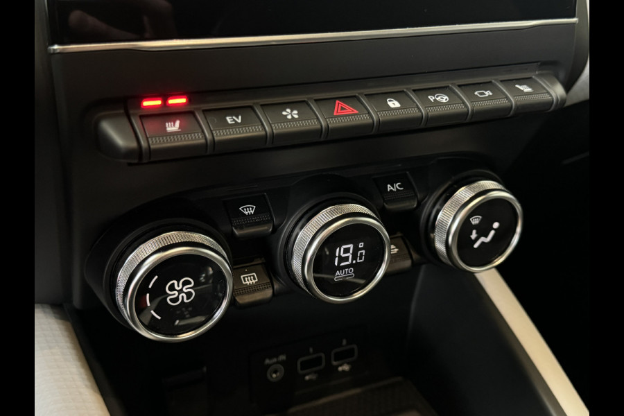 Renault Captur 1.6 E-Tech Plug-in Hybrid 160pk Edition One Groot 9,3 inch Navi, 18 inch, Bose, 360 camera, stoelverwarming, 100% dealer onderhouden!