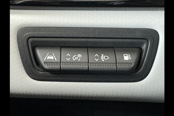 Renault Captur 1.6 E-Tech Plug-in Hybrid 160pk Edition One Groot 9,3 inch Navi, 18 inch, Bose, 360 camera, stoelverwarming, 100% dealer onderhouden!