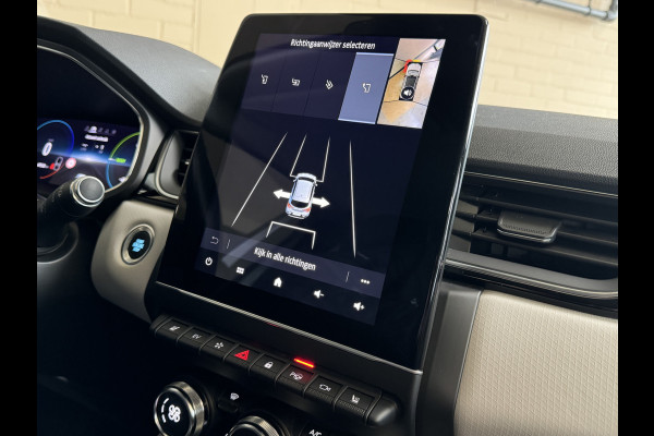 Renault Captur 1.6 E-Tech Plug-in Hybrid 160pk Edition One Groot 9,3 inch Navi, 18 inch, Bose, 360 camera, stoelverwarming, 100% dealer onderhouden!