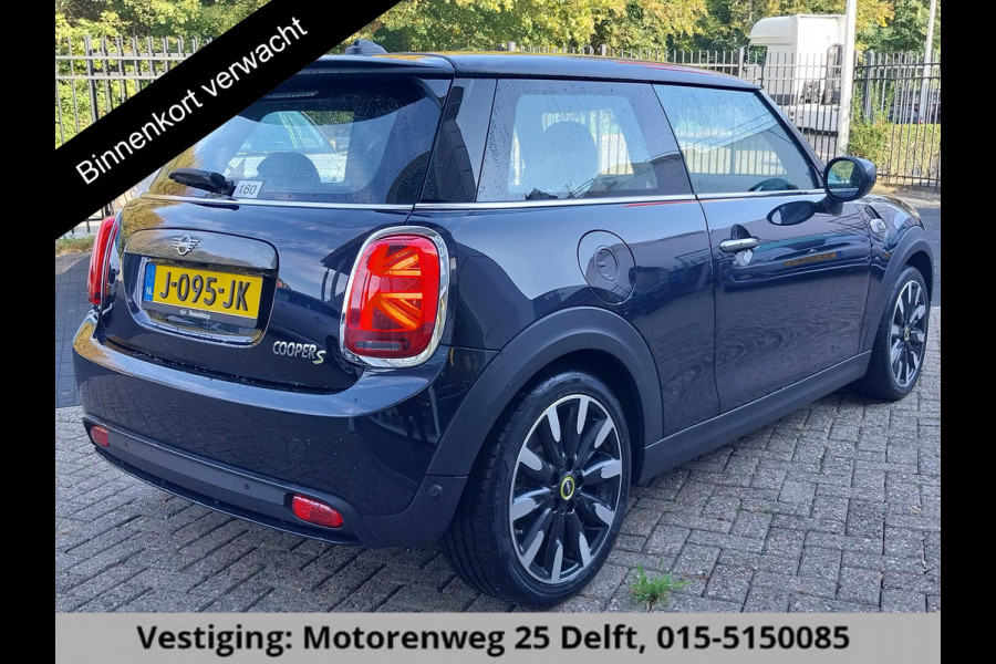MINI Mini Electric Yours 33 kWh 1e EIG. ACCUTEST 96%! GARANTIE 2030 PANODAK/SCHUIFDAK. NAVIGATIE.CAMERA
