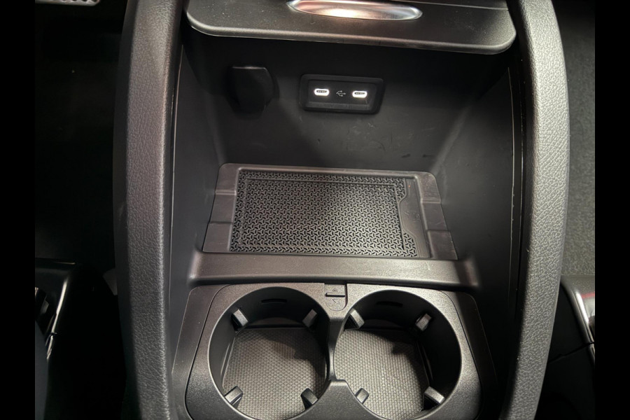 Mercedes-Benz Eqv 300 L2 - 8-pers AMG Facelift - Inter. & Exterieur pakket - 360 - Elec. deuren - Vol Opties - Incl. Garantie