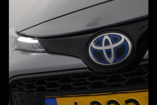 Toyota Corolla Touring Sports 1.8 HYBRID BUSINESS BI-TONE GARANTIE 10-2030! 1e EIG.CARPLAY NAVIGATIE .CAMERA.BIJNA 2021!
