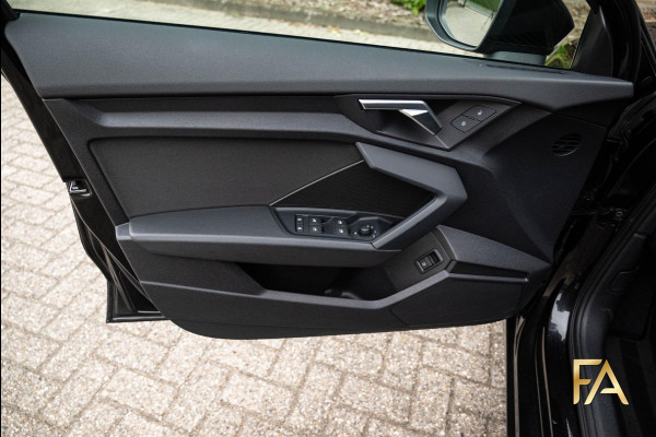 Audi A3 Sportback 40 TFSI e S Line MatrixLED|RSSeats|AdaptiveCruise|Sport