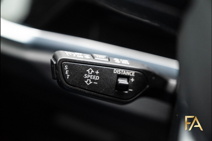 Audi Q3 Sportback 45 TFSI e S Line MatrixLED|Fullblack|AdaptiveCruise|