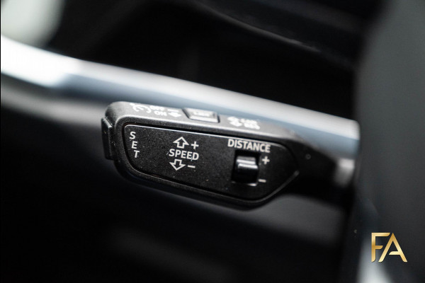 Audi Q3 Sportback 45 TFSI e S Line MatrixLED|Fullblack|AdaptiveCruise|